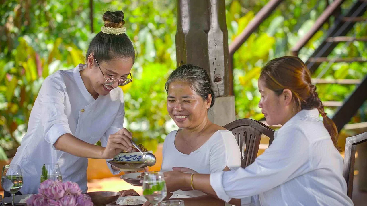 Cooking class in Phnom Penh Cambodia